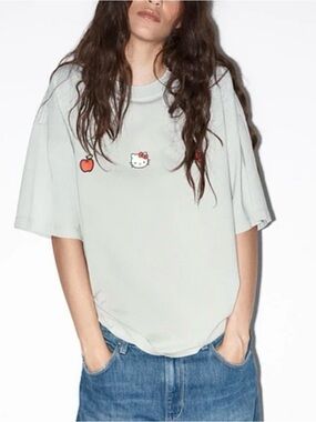 Zara Hello Kitty Tee Gray Relaxed Fit Size S